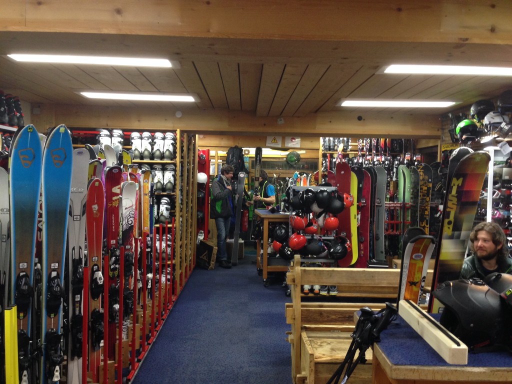 Ravenal Ski Shop near Flegere